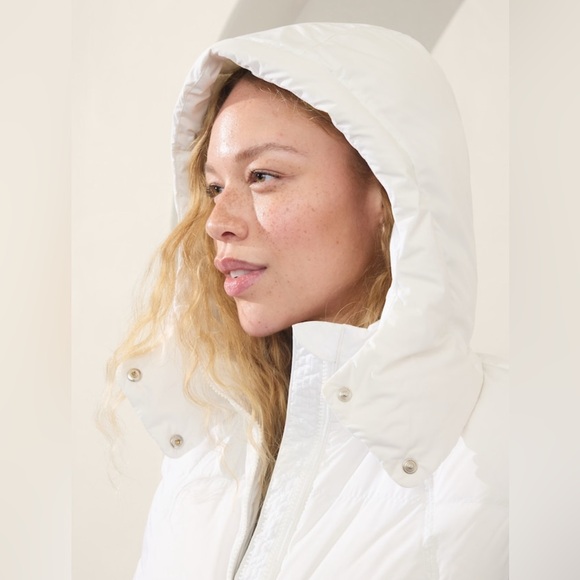 Athleta Downtown Puffer Parka - Picture 2 of 3